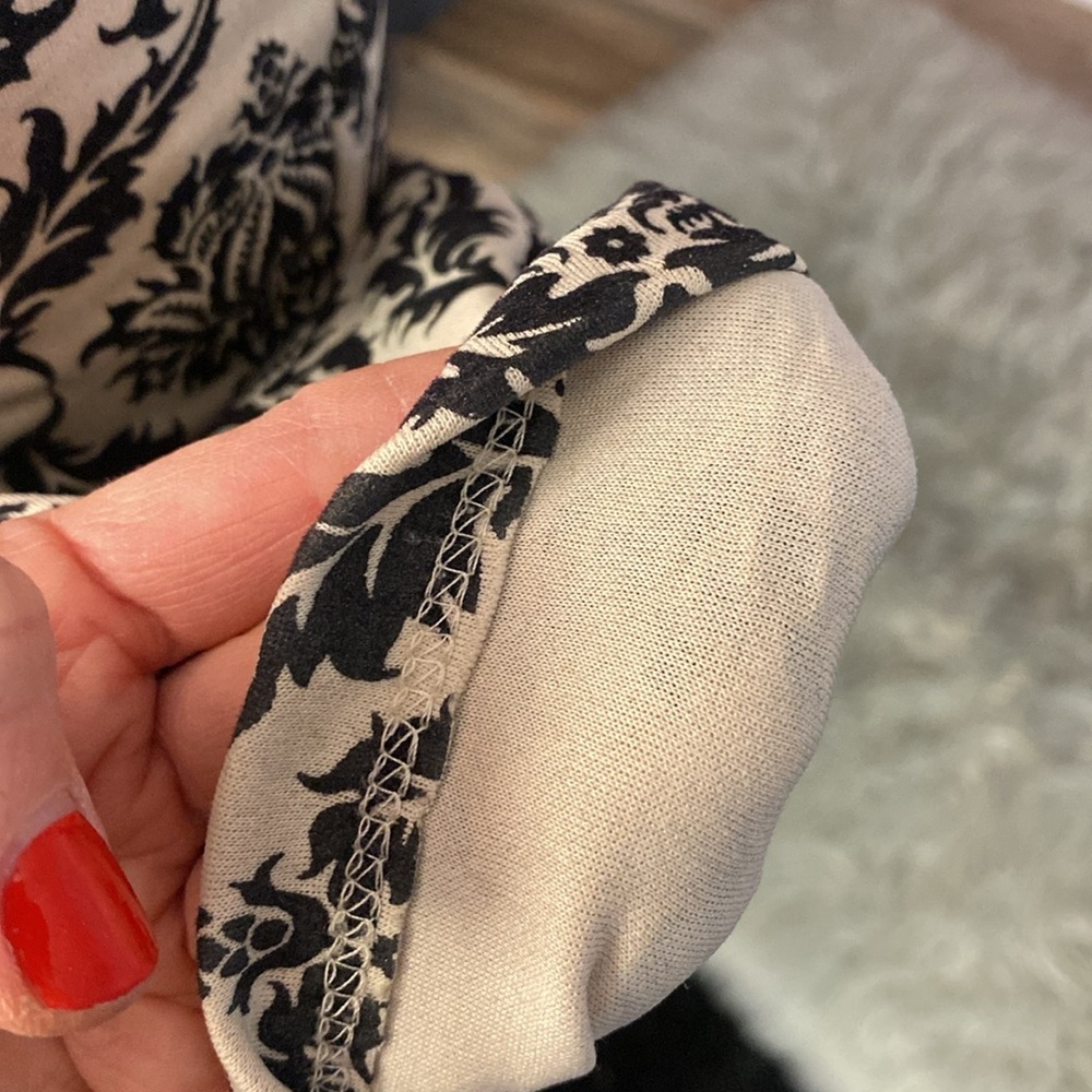 Black White Damask Pencil Skirt Stretch Classic Elegant Size S - Picture 5 of 7